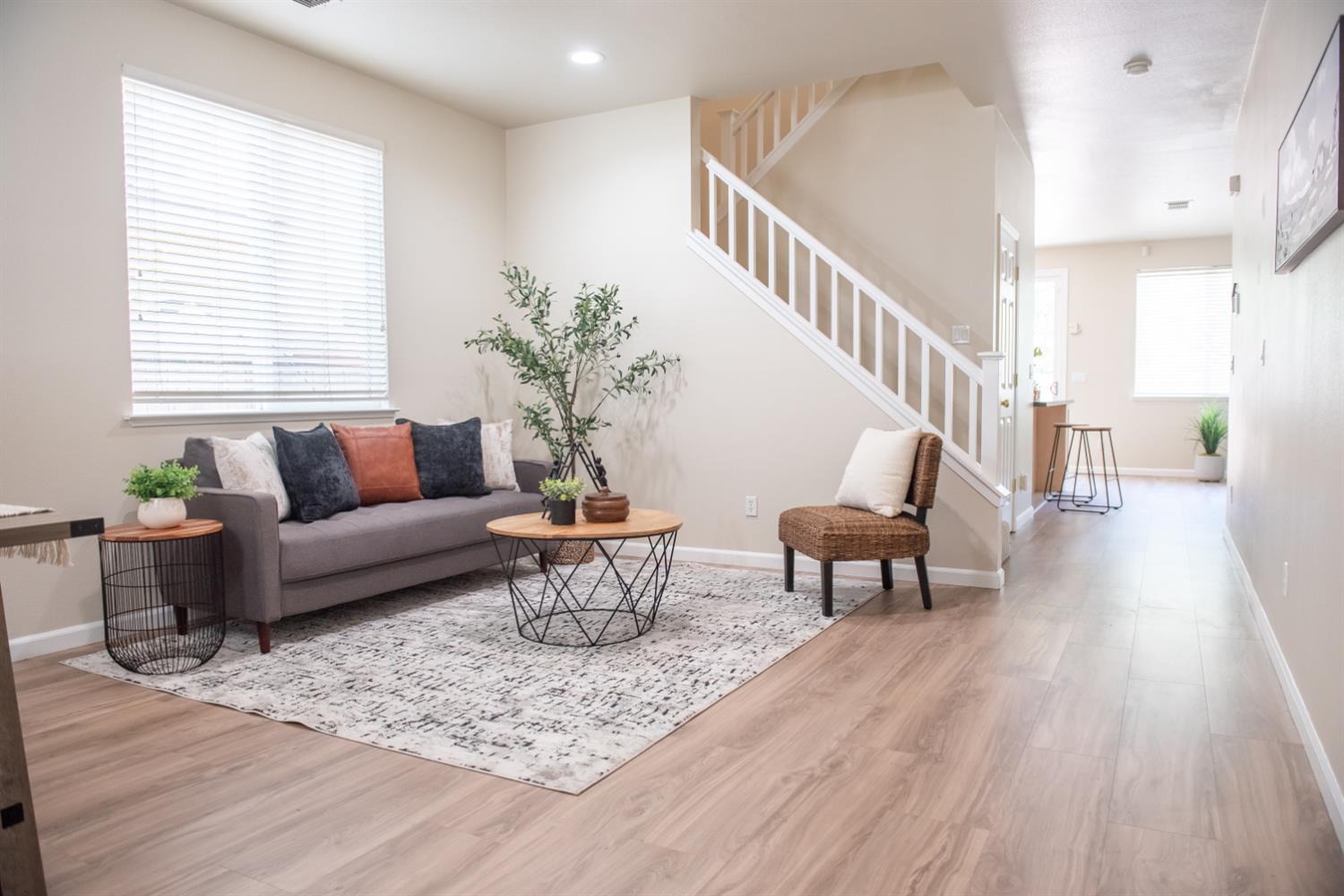 11537 Marissa Way Rancho Cordova, CA 95670 - Photo 5 of 67
