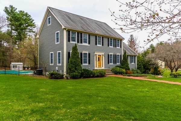 1 Tiger Row Georgetown, MA 01833 - Photo 3 of 30 Gallery Image 3
