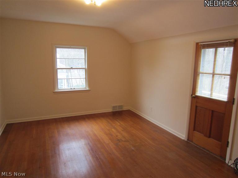 1018 Professor Road Cleveland, OH 44124 - Photo 8 of 14 Gallery Image 8