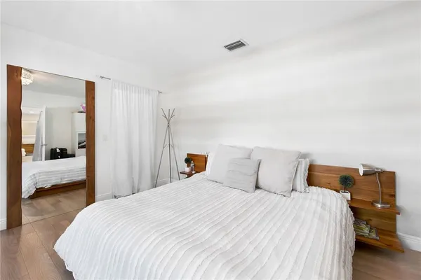 $7,500 | 2801 Northeast 59th Street, Fort Lauderdale, FL 33308