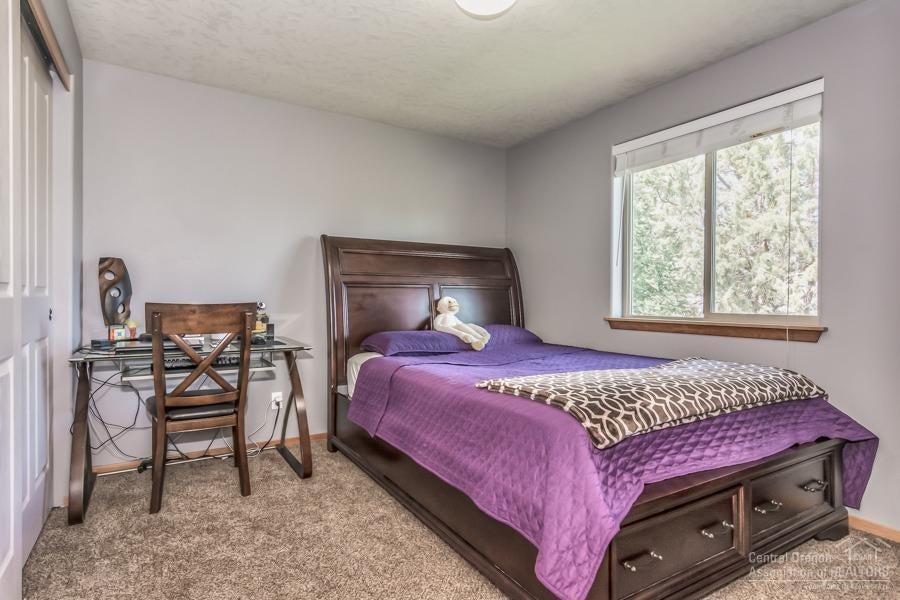 61363 Whitetail Street Bend, OR 97702 - Photo 19 of 25 Gallery Image 19