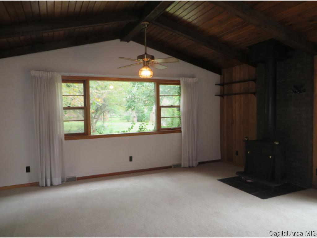 100 Circle Drive Springfield, IL 62703 - Photo 7 of 18 Gallery Image 7