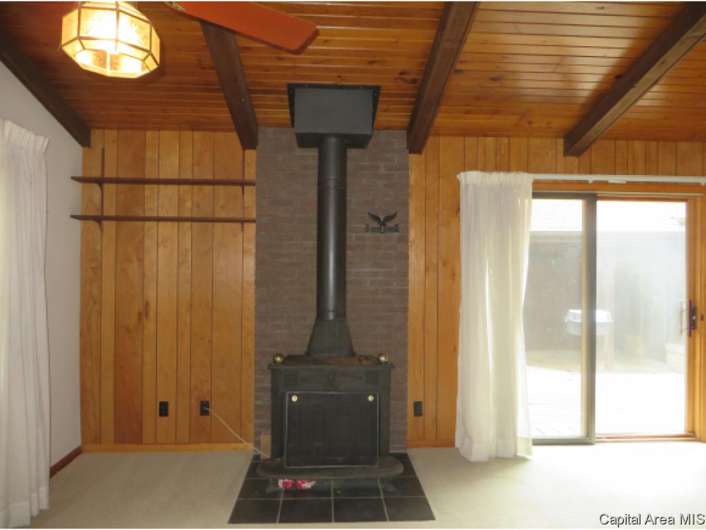 100 Circle Drive Springfield, IL 62703 - Photo 9 of 18 Gallery Image 9