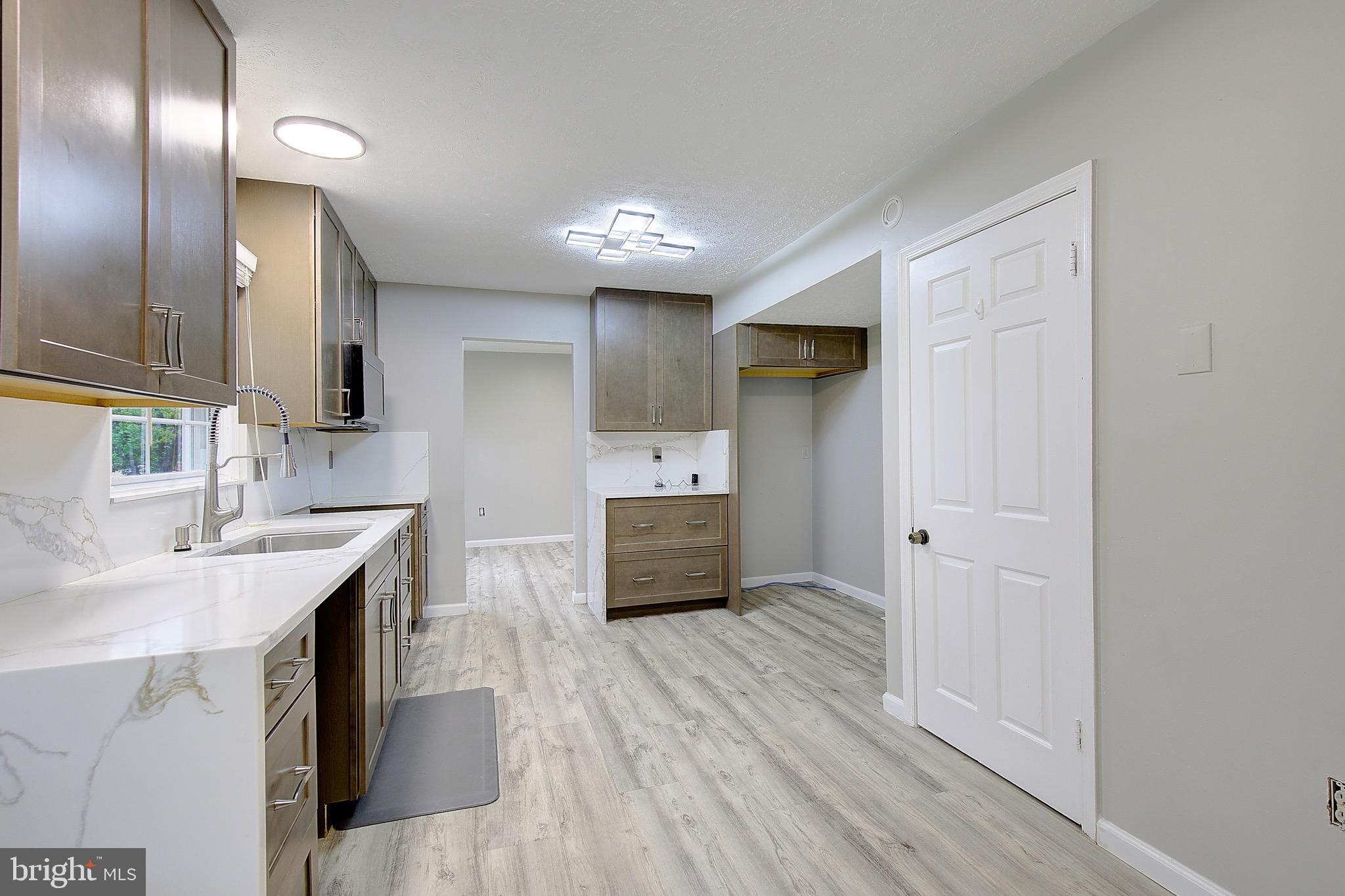11611 Whittier Road Bowie, MD 20721 - Photo 11 of 34