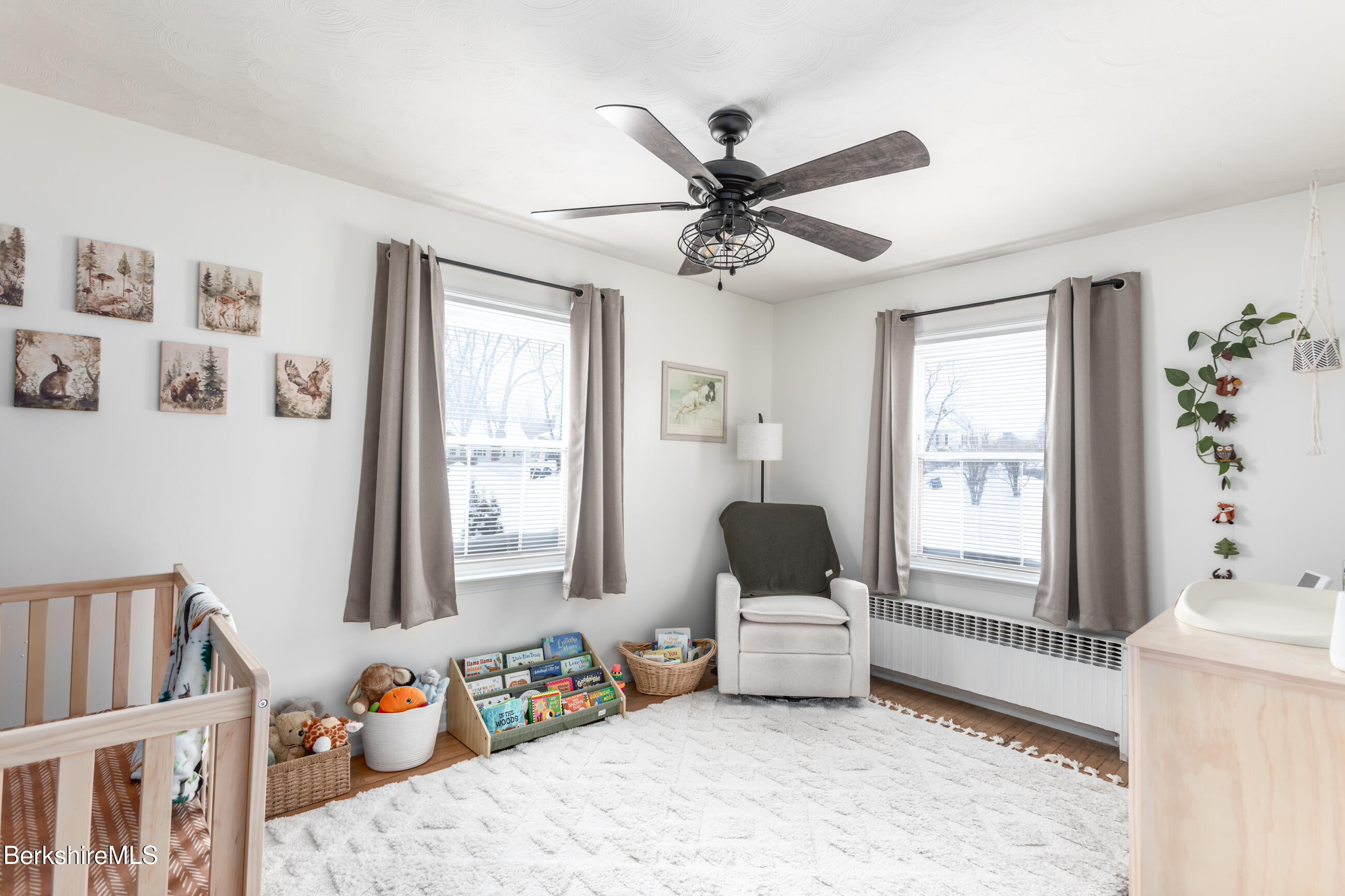 15 Longfellow Avenue Pittsfield, MA 01201 - Photo 16 of 31 Bedroom 2