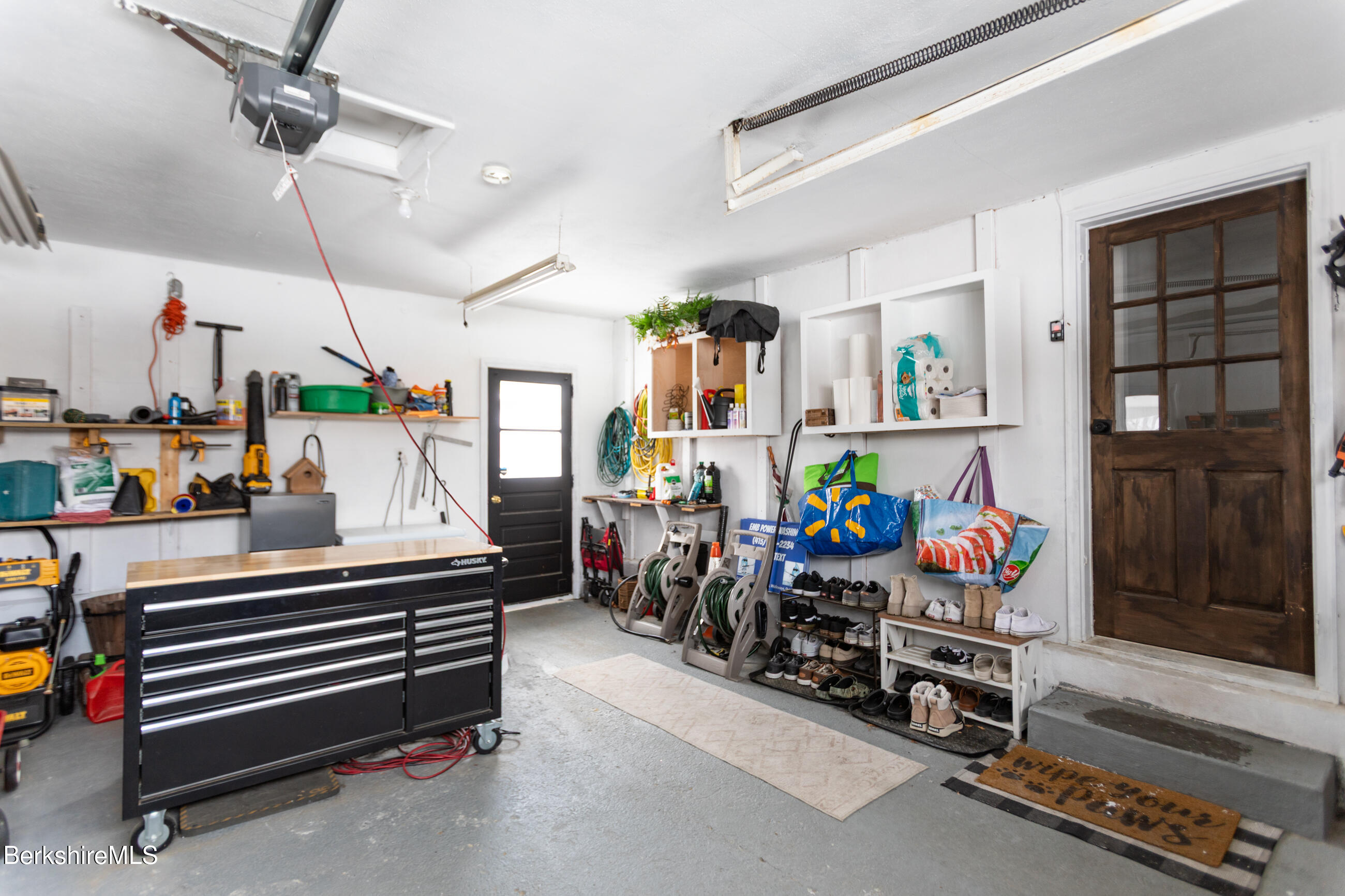 15 Longfellow Avenue Pittsfield, MA 01201 - Photo 26 of 31 Garage