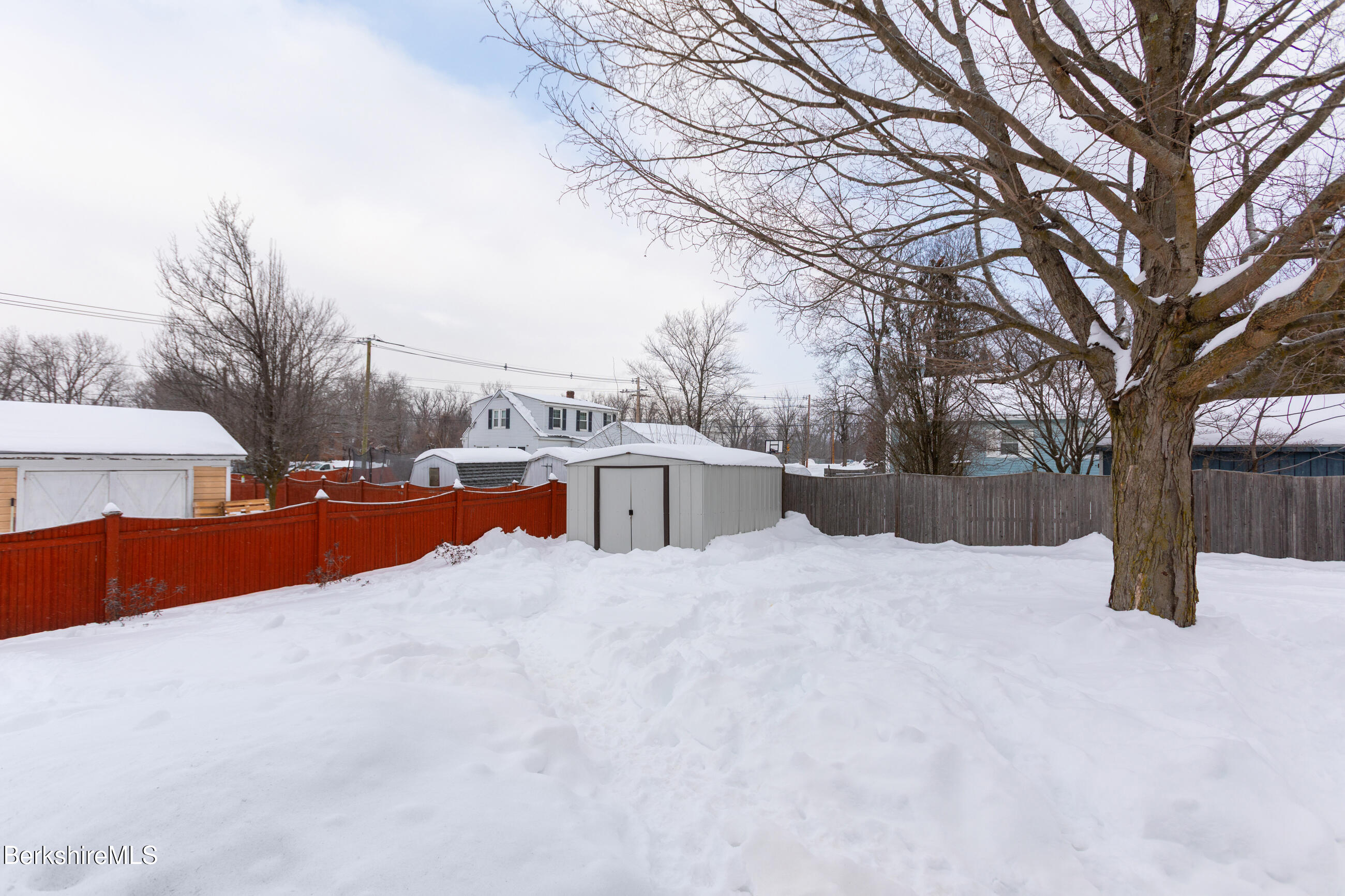 15 Longfellow Avenue Pittsfield, MA 01201 - Photo 4 of 31 Shed