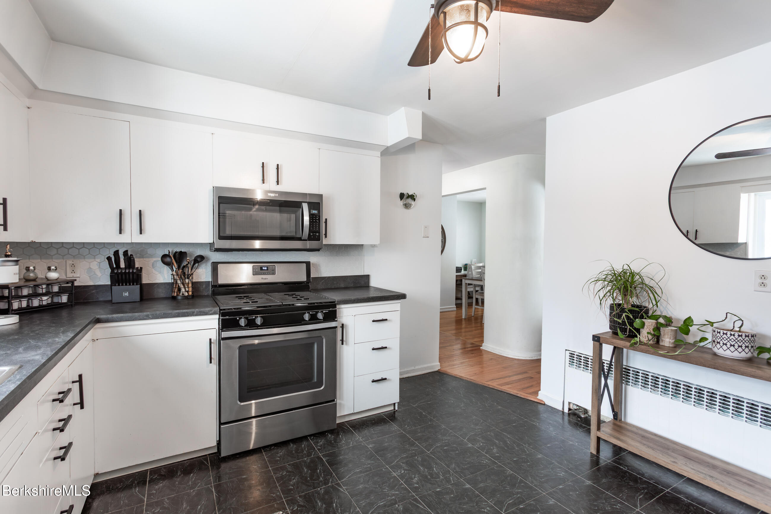 15 Longfellow Avenue Pittsfield, MA 01201 - Photo 8 of 31 Kitchen