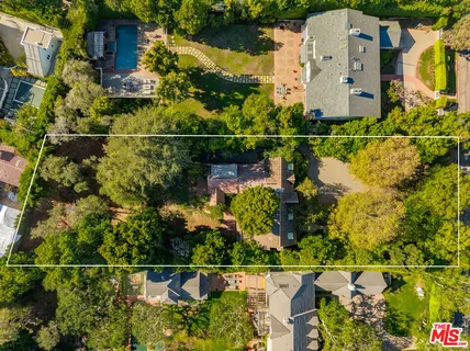 $12,495,000 | 357 North Carmelina Avenue, Los Angeles, CA 90049