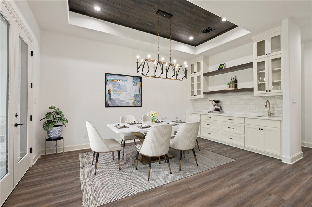 4602 Wesson Drive Bryan, TX 77808 - Photo 12 of 50 Staged dining area