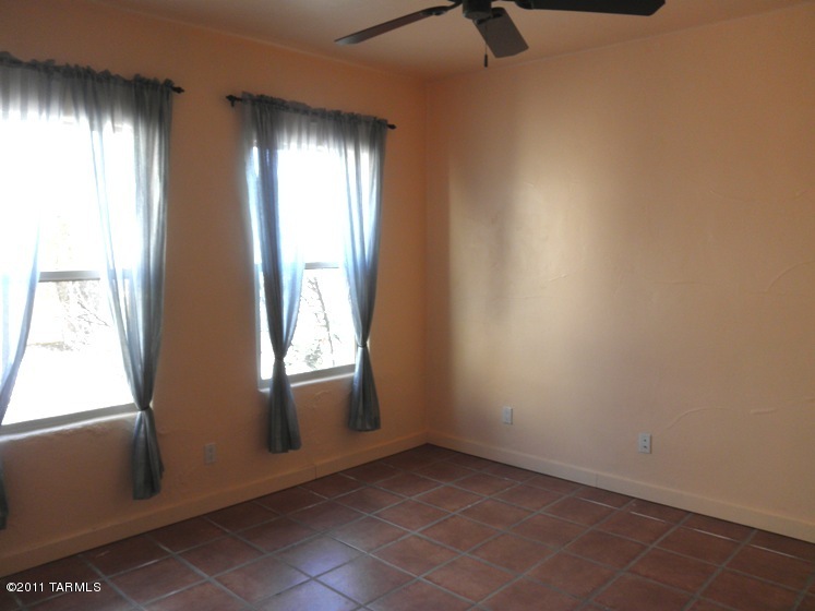 877 March Street Pearce, AZ 85625 - Photo 7 of 18