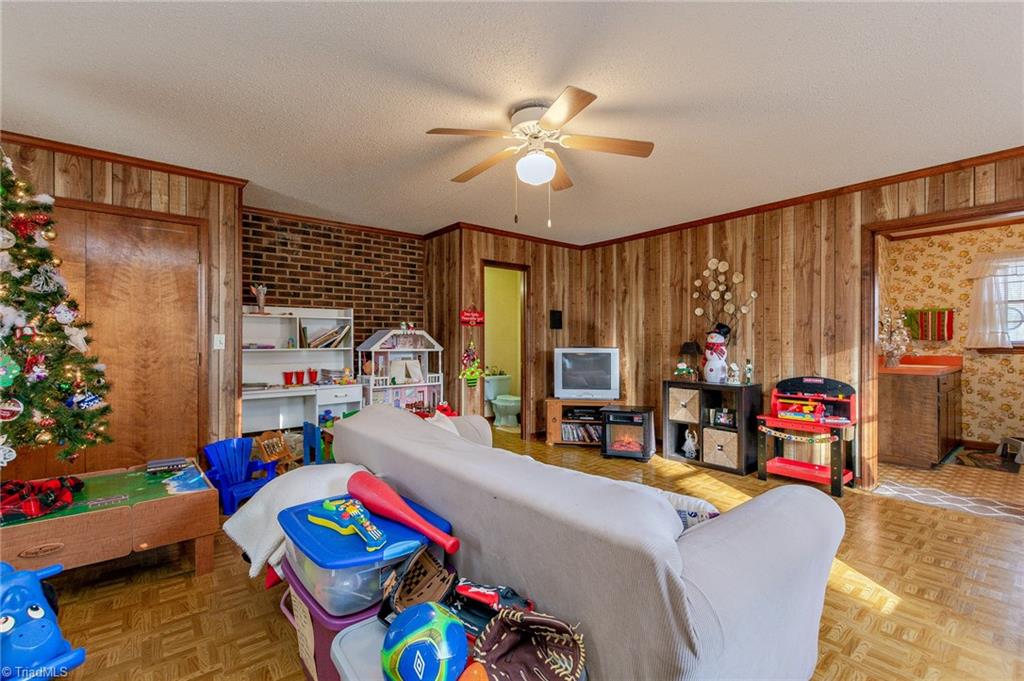 2710 Shady Grove Church Road Staley, NC 27355 - Photo 17 of 29