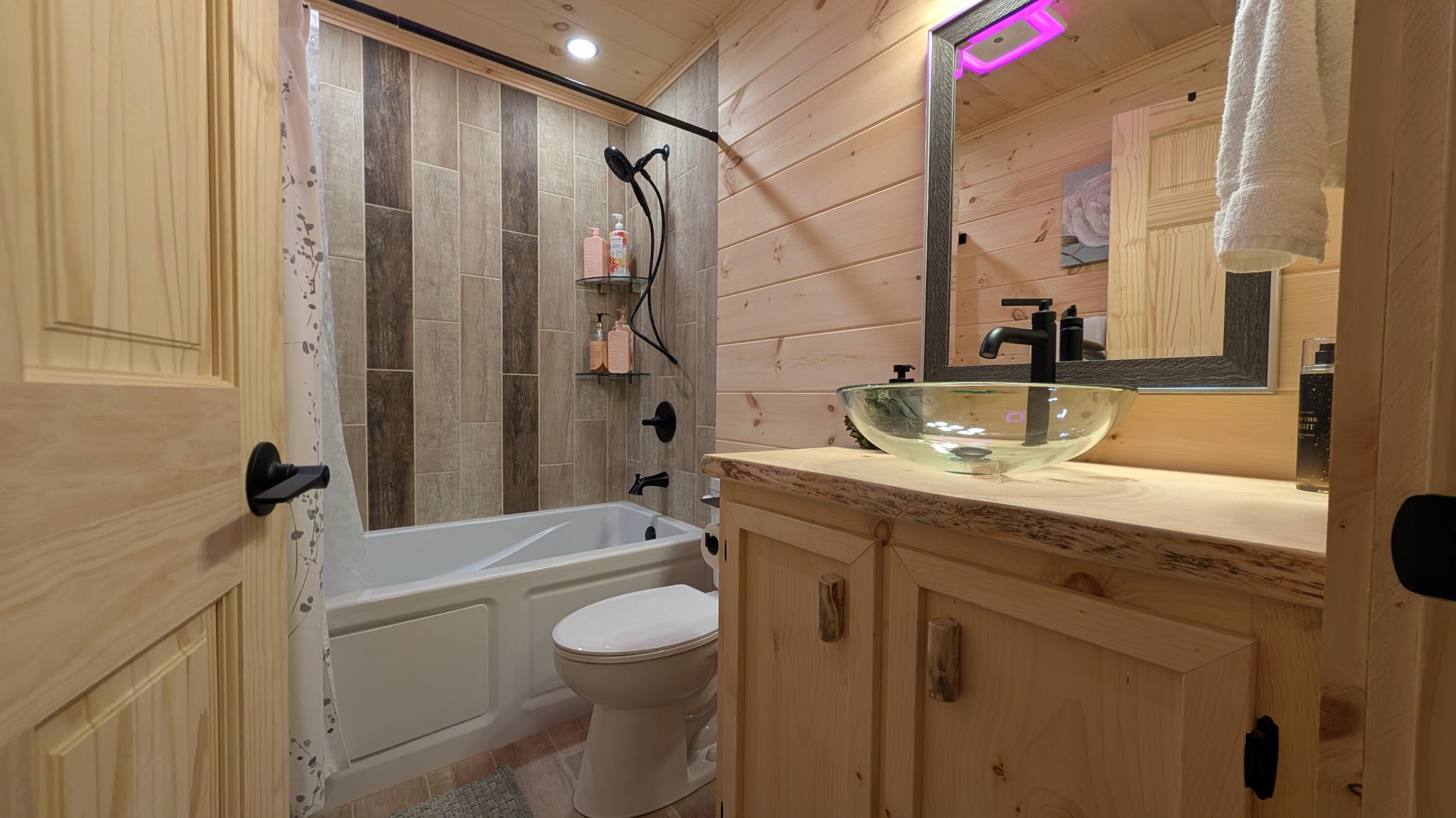 1269 State Road 13 Arkdale, WI 54613 - Photo 21 of 58 Full Bath