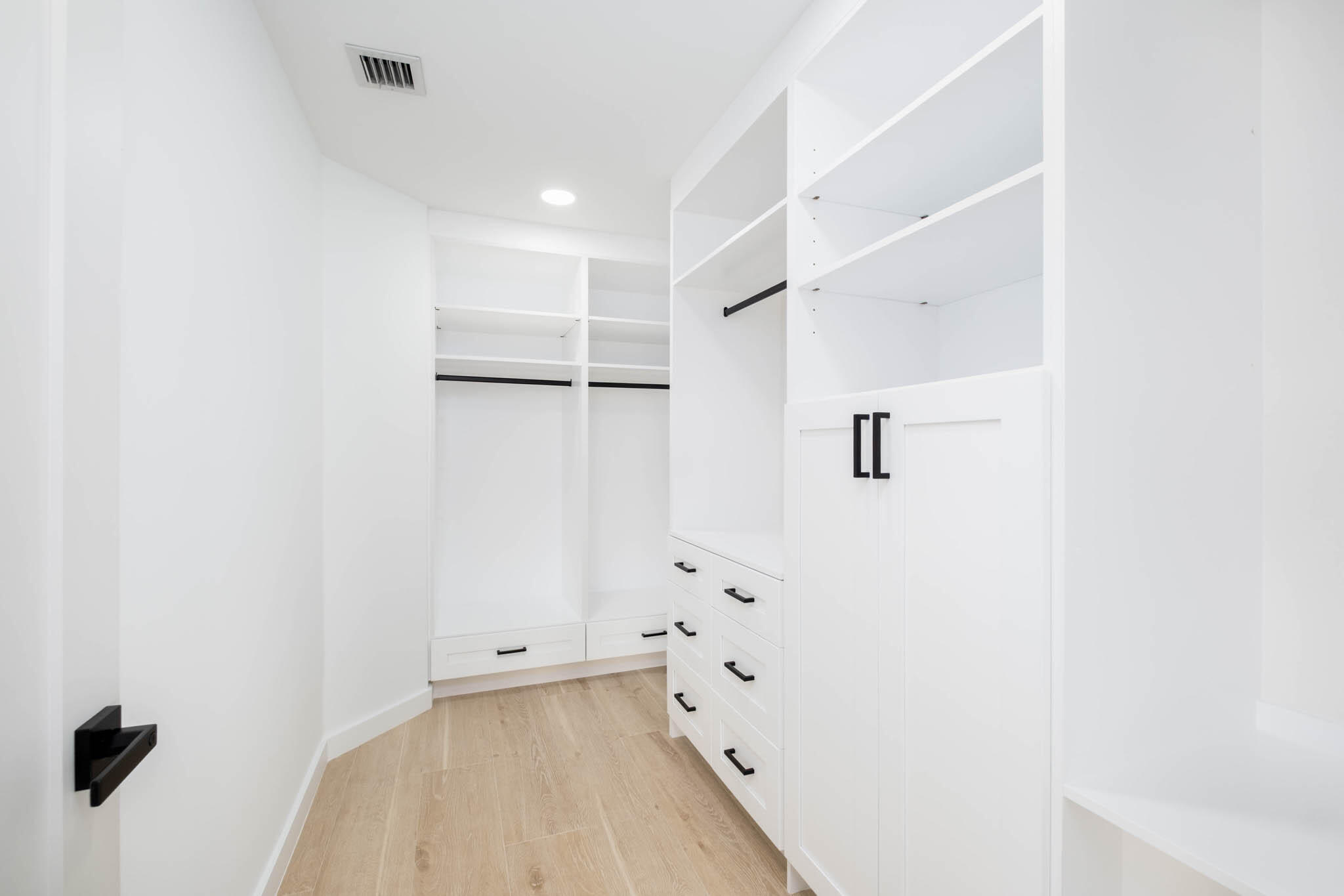 613 Portia Circle Key Largo, FL 33037 - Photo 24 of 40 a view of bathroom