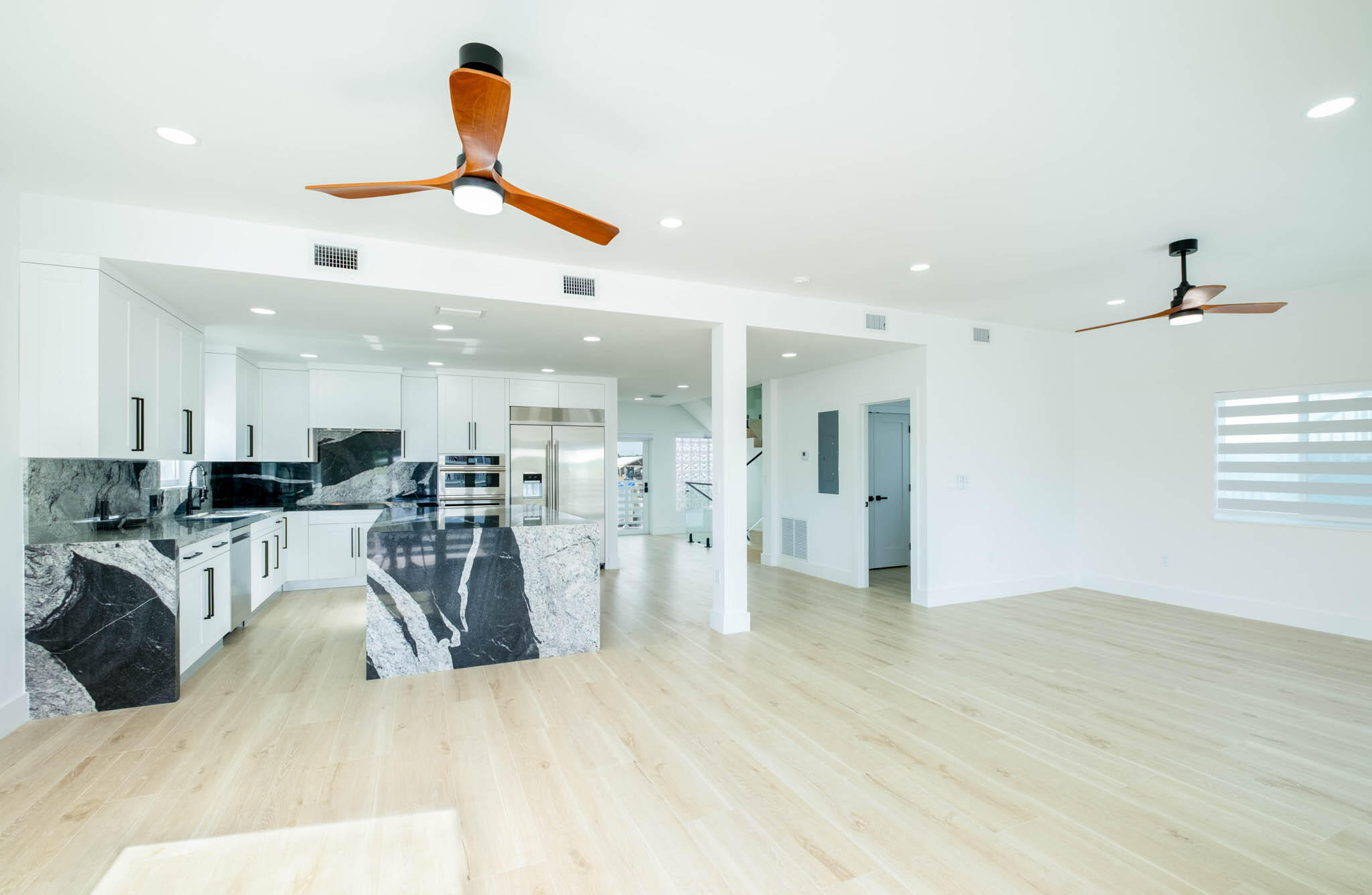 613 Portia Circle Key Largo, FL 33037 - Photo 5 of 40 a view of a living room and kitchen