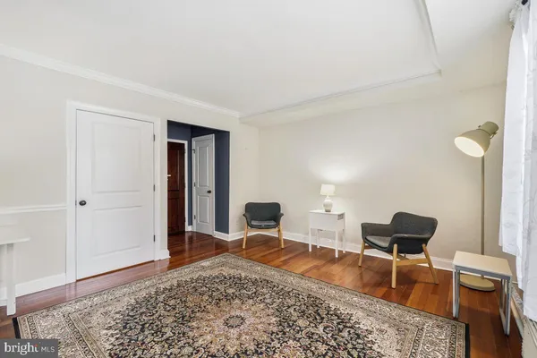 $1,750 | 906 South Washington Street, Unit 101, Alexandria, VA 22314