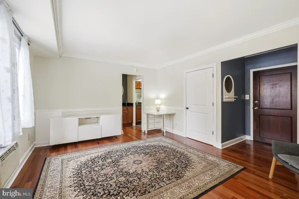 $1,750 | 906 South Washington Street, Unit 101, Alexandria, VA 22314