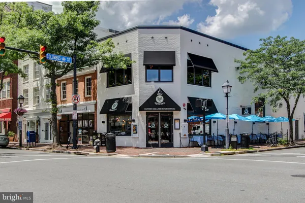 $1,750 | 906 South Washington Street, Unit 101, Alexandria, VA 22314