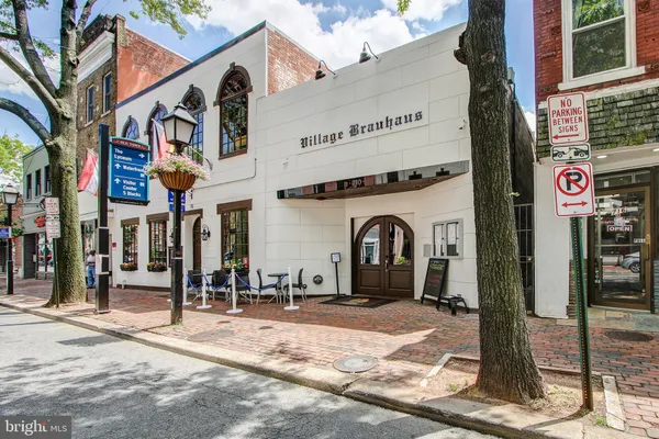 $1,750 | 906 South Washington Street, Unit 101, Alexandria, VA 22314