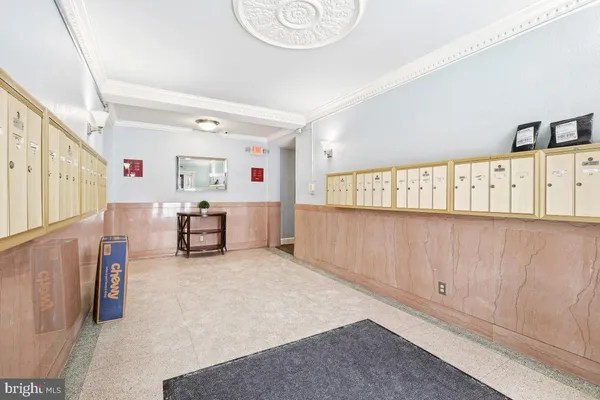$1,750 | 906 South Washington Street, Unit 101, Alexandria, VA 22314
