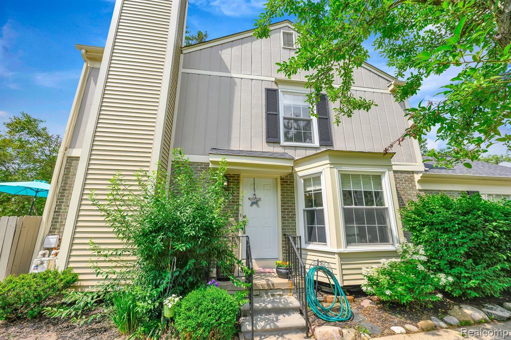 1263 Candlestick Lane Rochester Hills, MI 48306 - Photo 1 of 57