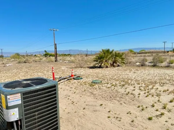 $325,000 | 2928 Dione Drive, Thermal, CA 92274