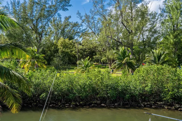 $22,000 | 3520 Rockerman Road, Miami, FL 33133