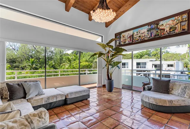 $22,000 | 3520 Rockerman Road, Miami, FL 33133