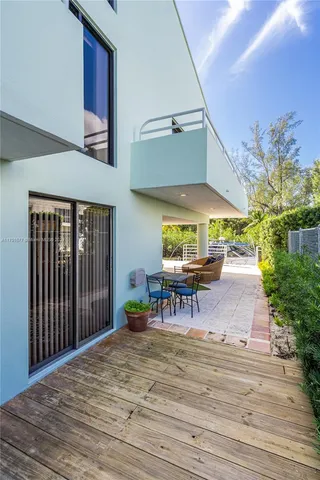 $22,000 | 3520 Rockerman Road, Miami, FL 33133