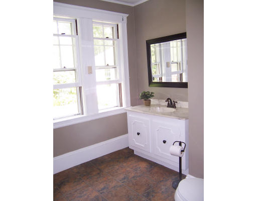 19 Gordon Road Needham, MA 02492 - Photo 13 of 26