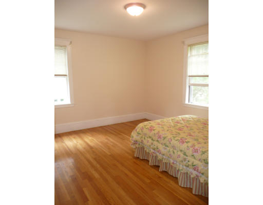 19 Gordon Road Needham, MA 02492 - Photo 17 of 26