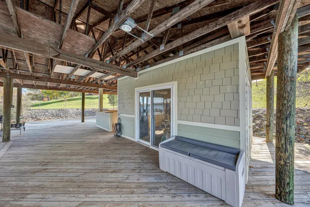 $2,299,000 | 803 Compass Cove Circle, Moneta, VA 24121