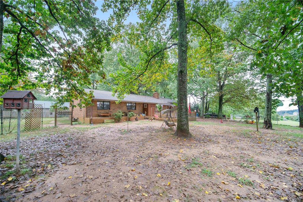 6514 Comm Scope Road Catawba, NC 28609 - Photo 2 of 29 Gallery Image 2