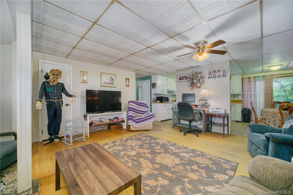6514 Comm Scope Road Catawba, NC 28609 - Photo 9 of 29 Gallery Image 9