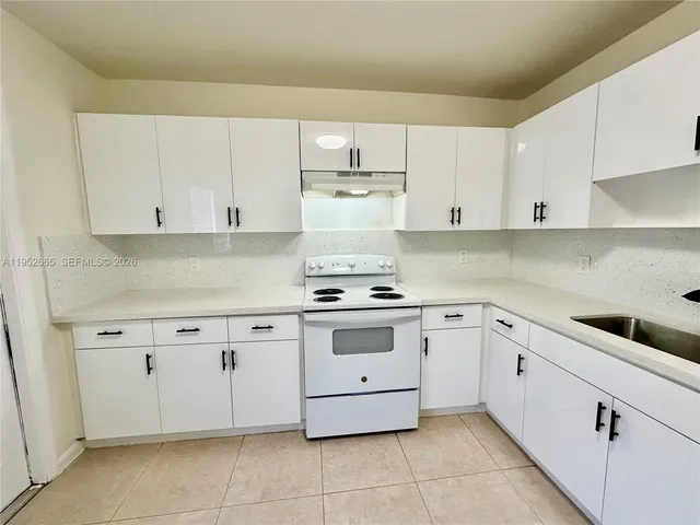$2,900 | 6320 Northwest 1st Place, Unit 6322, Miami, FL 33150