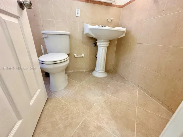 $2,900 | 6320 Northwest 1st Place, Unit 6322, Miami, FL 33150