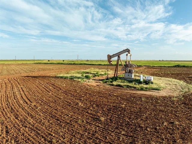 $985,000 | 2 Ranch Road 2163, Weinert, TX 76388