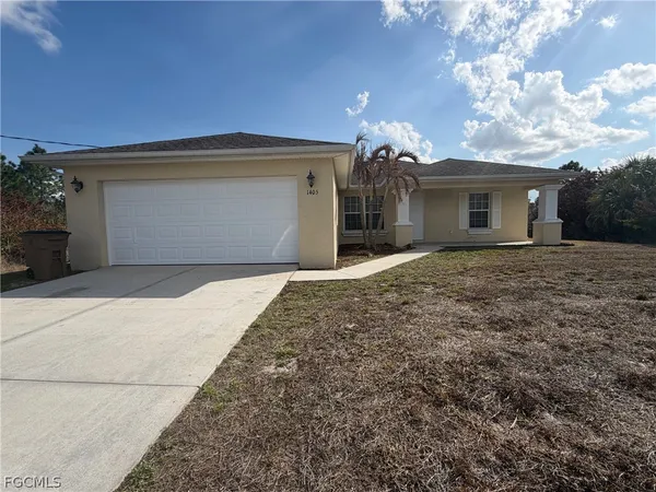 $1,675 | 1405 West 13th Street, Lehigh Acres, FL 33972