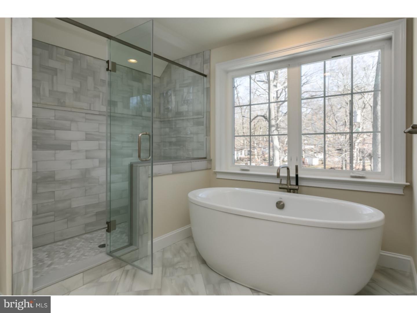 37 Robin Road Moorestown, NJ 08057 - Photo 19 of 25 Master Bathroom