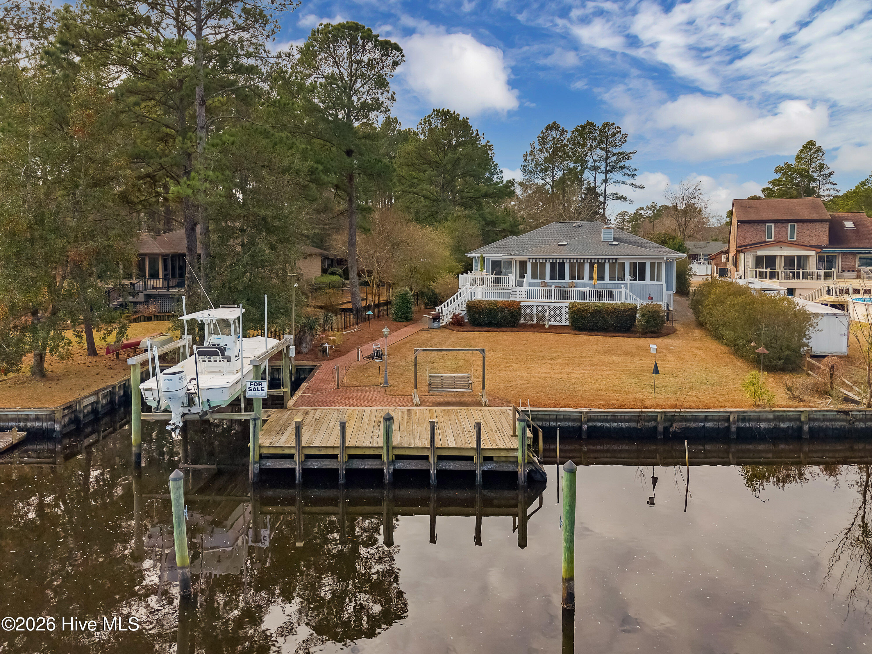 104 Outrigger Road New Bern, NC 28562 - Photo 28 of 41 Aerial View / Water View