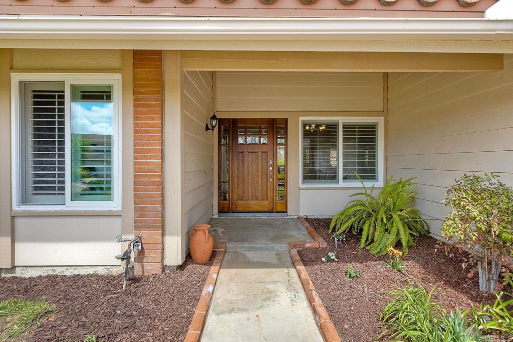 12952 Pomard Way Poway, CA 92064 - Photo 3 of 33