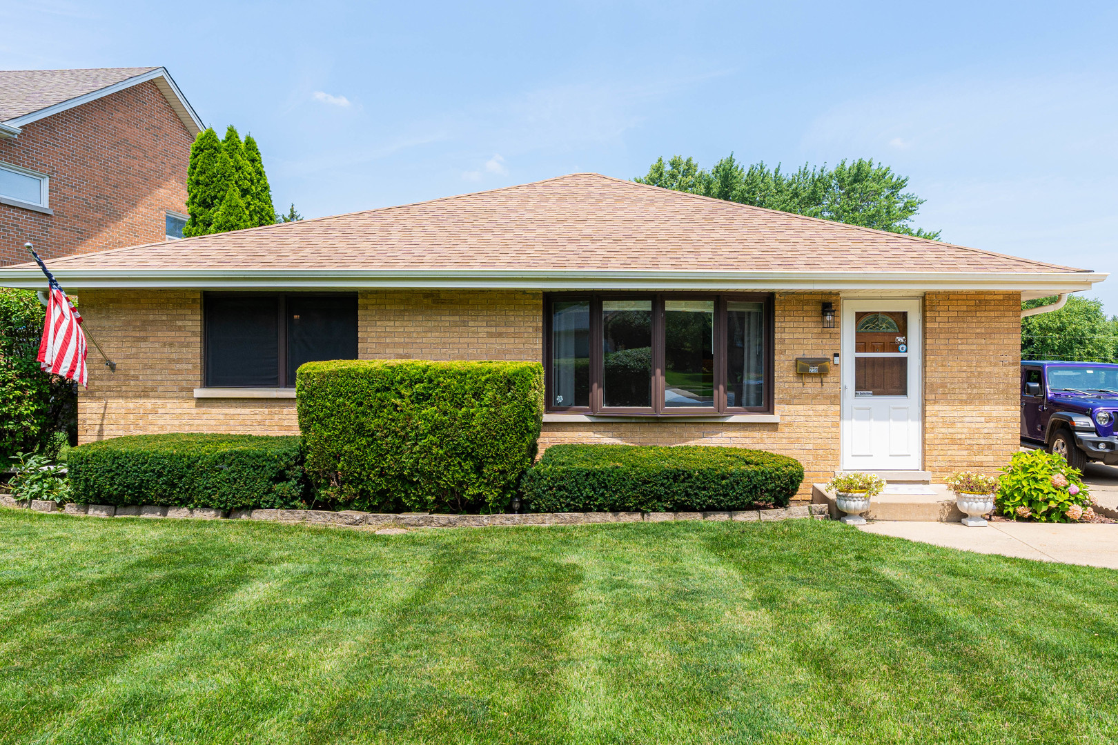 239 Nordic Road Bloomingdale, IL 60108 - Photo 2 of 40 a view of a house with a yard