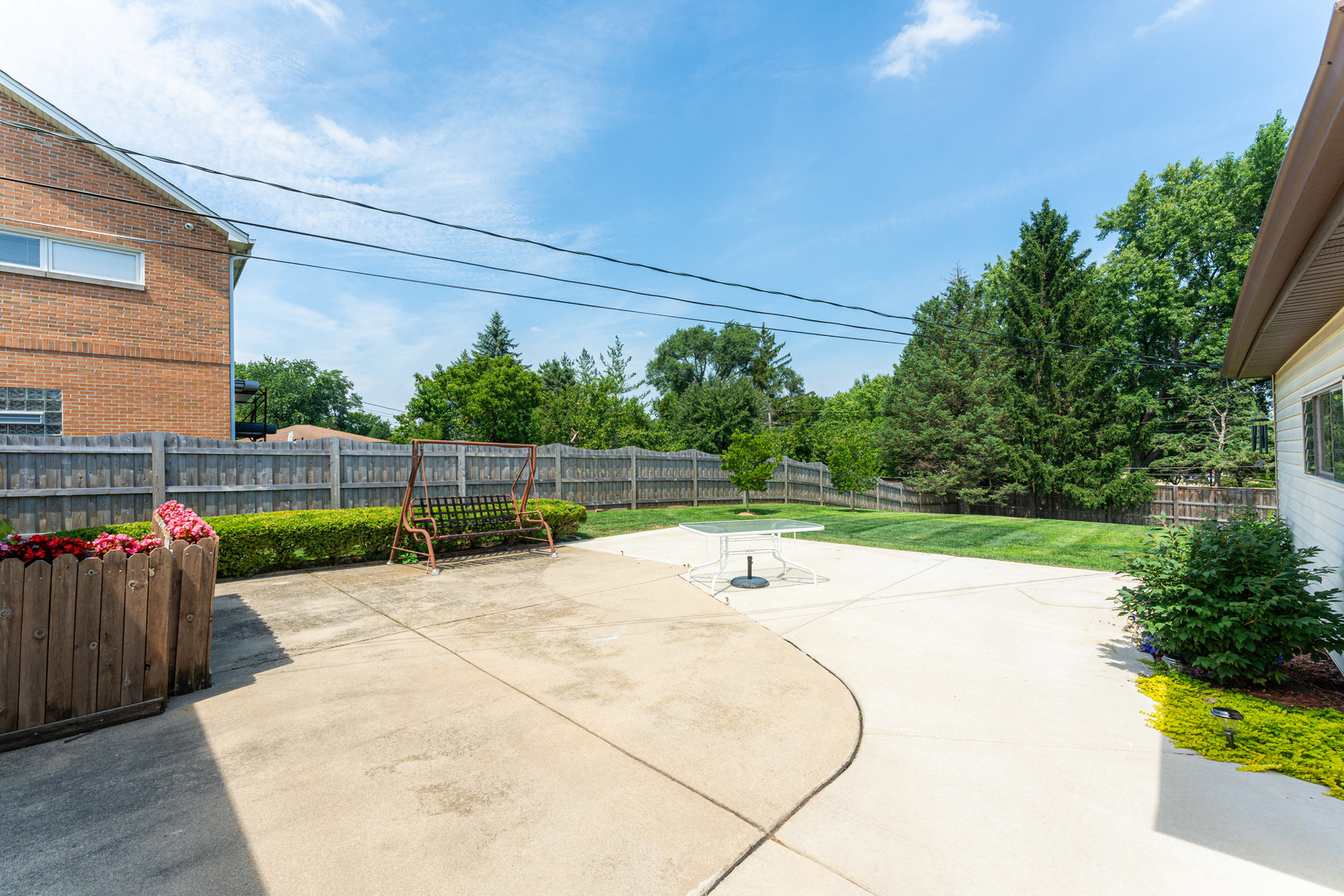 239 Nordic Road Bloomingdale, IL 60108 - Photo 26 of 40 a view of a basketball court