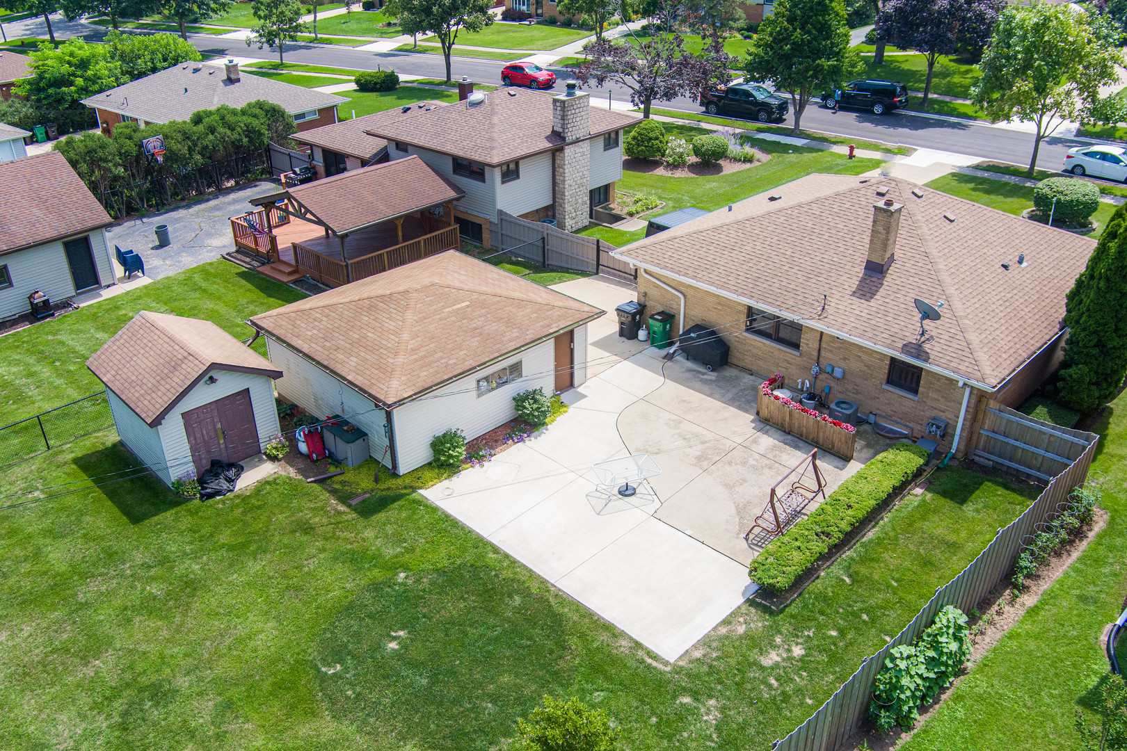 239 Nordic Road Bloomingdale, IL 60108 - Photo 4 of 40 an aerial view of a house with swimming pool garden and patio
