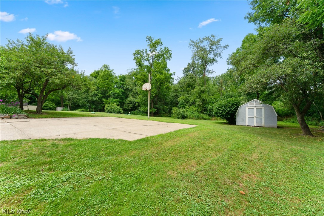 6524 Fairview Road Youngstown, OH 44515 - Photo 24 of 29
