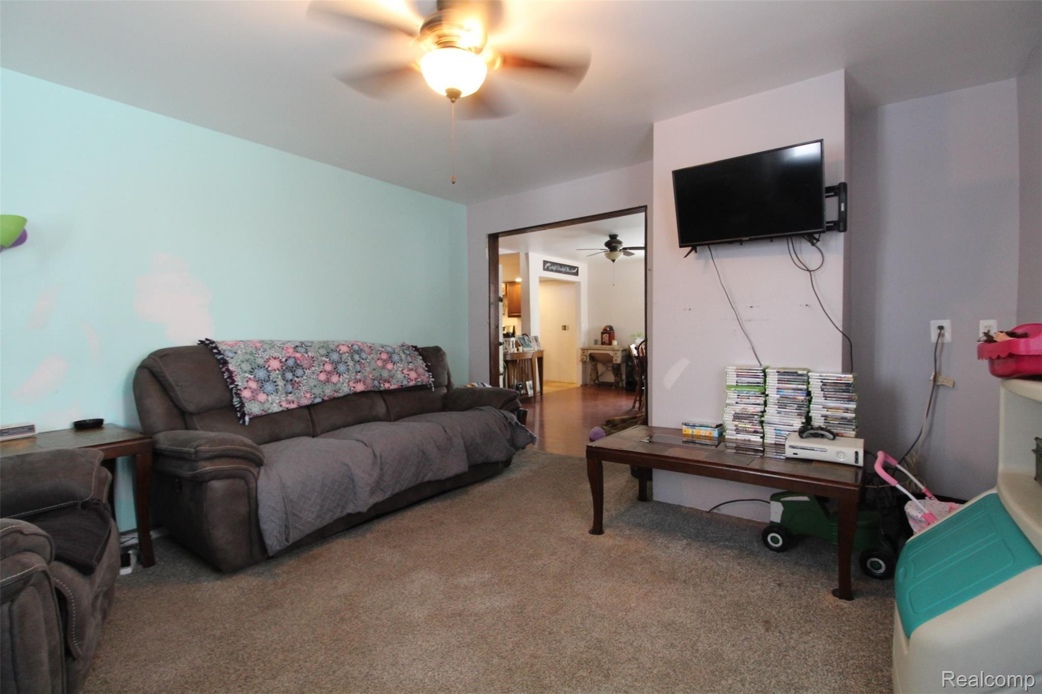 5543 Mayville Road Clifford, MI 48727 - Photo 25 of 60 IMG_9979.JPG