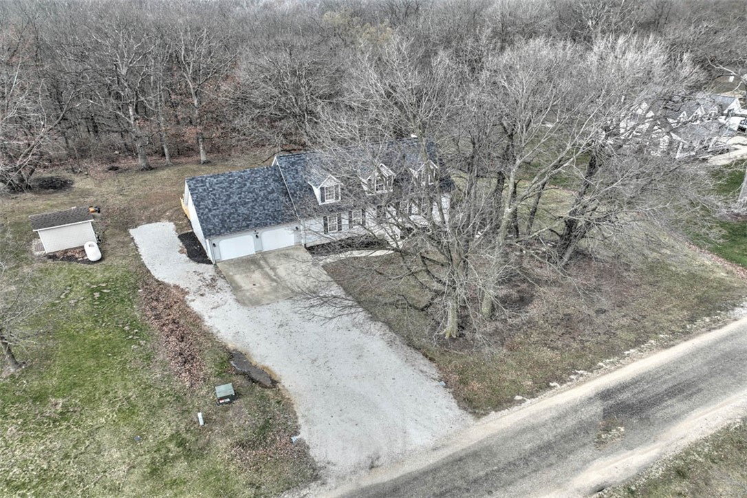 7795 Buttercup Road Weldon, IL 61882 - Photo 4 of 43