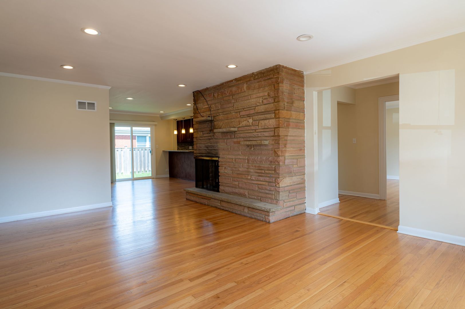 1375 Parkside Drive Park Ridge, IL 60068 - Photo 11 of 40 Gallery Image 11