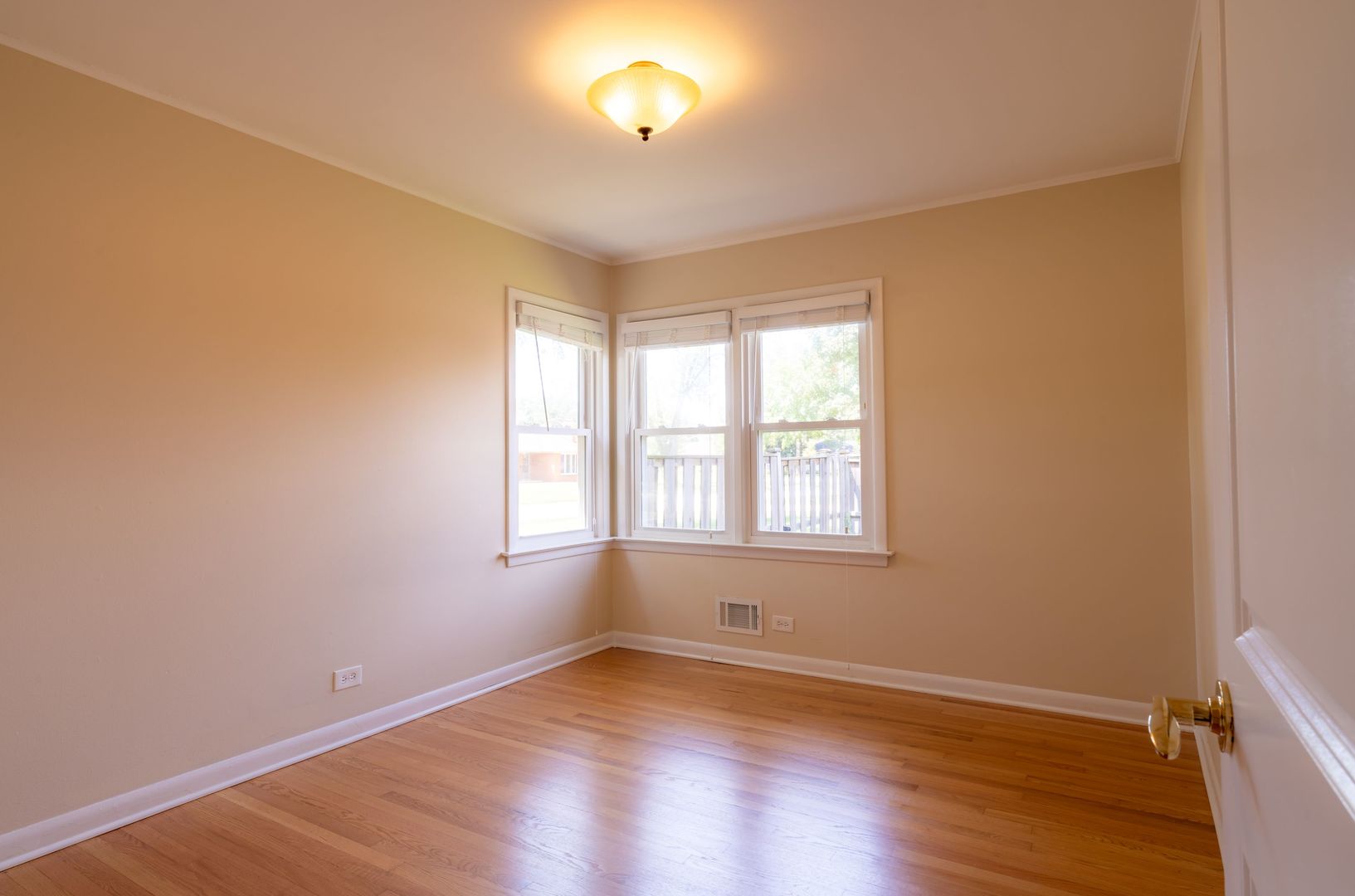 1375 Parkside Drive Park Ridge, IL 60068 - Photo 20 of 40 Gallery Image 20