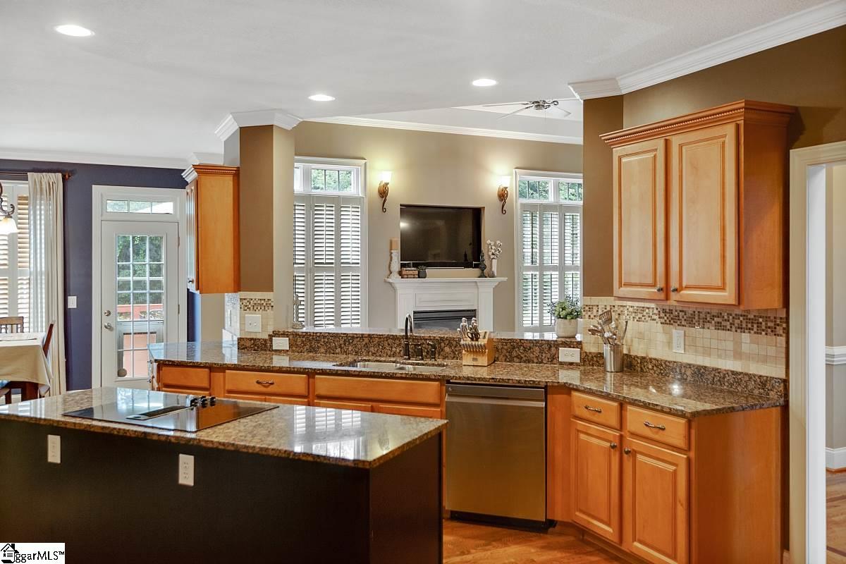 110 Rivendell Drive Anderson, SC 29621 - Photo 14 of 36
